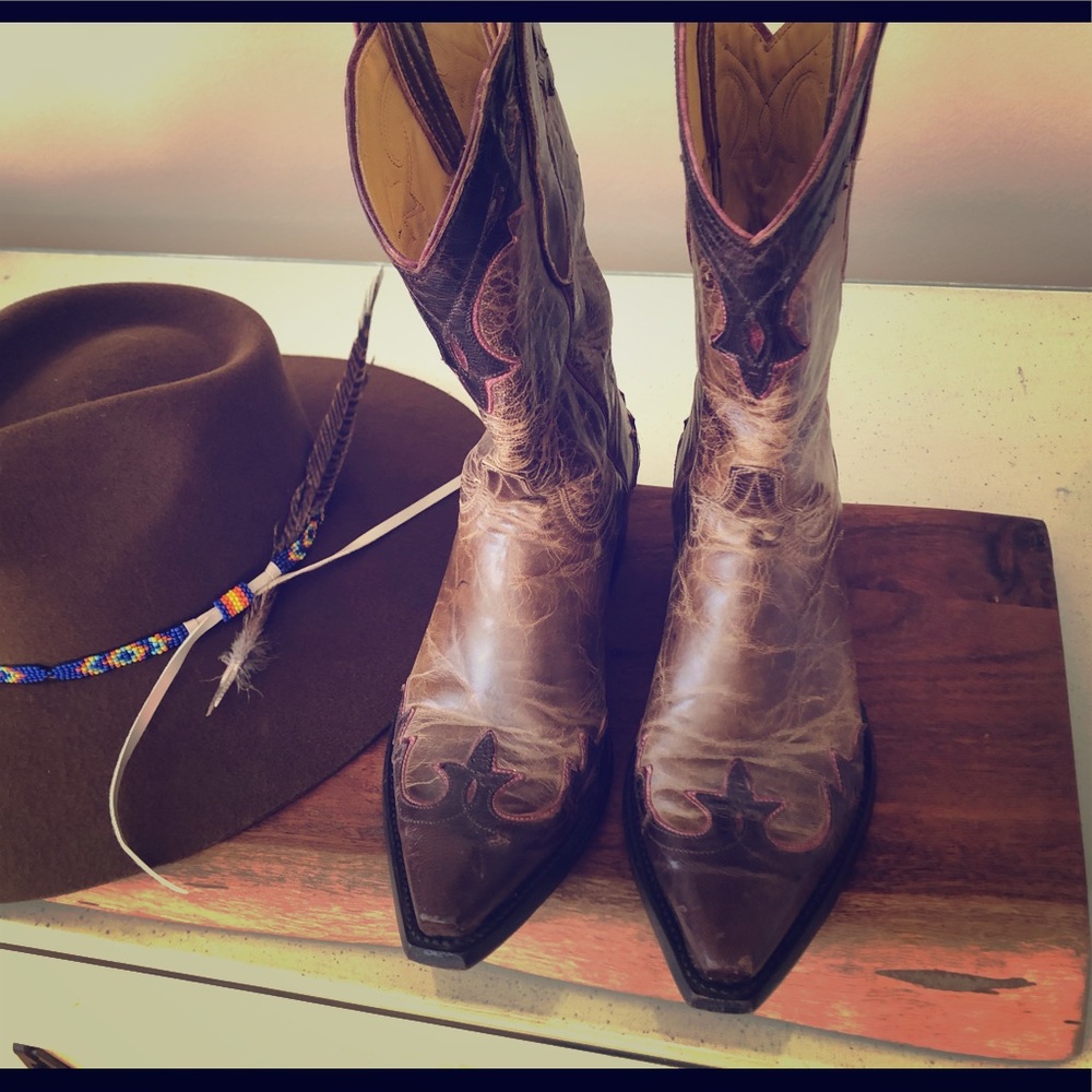 Old Gringo short boots 6.5